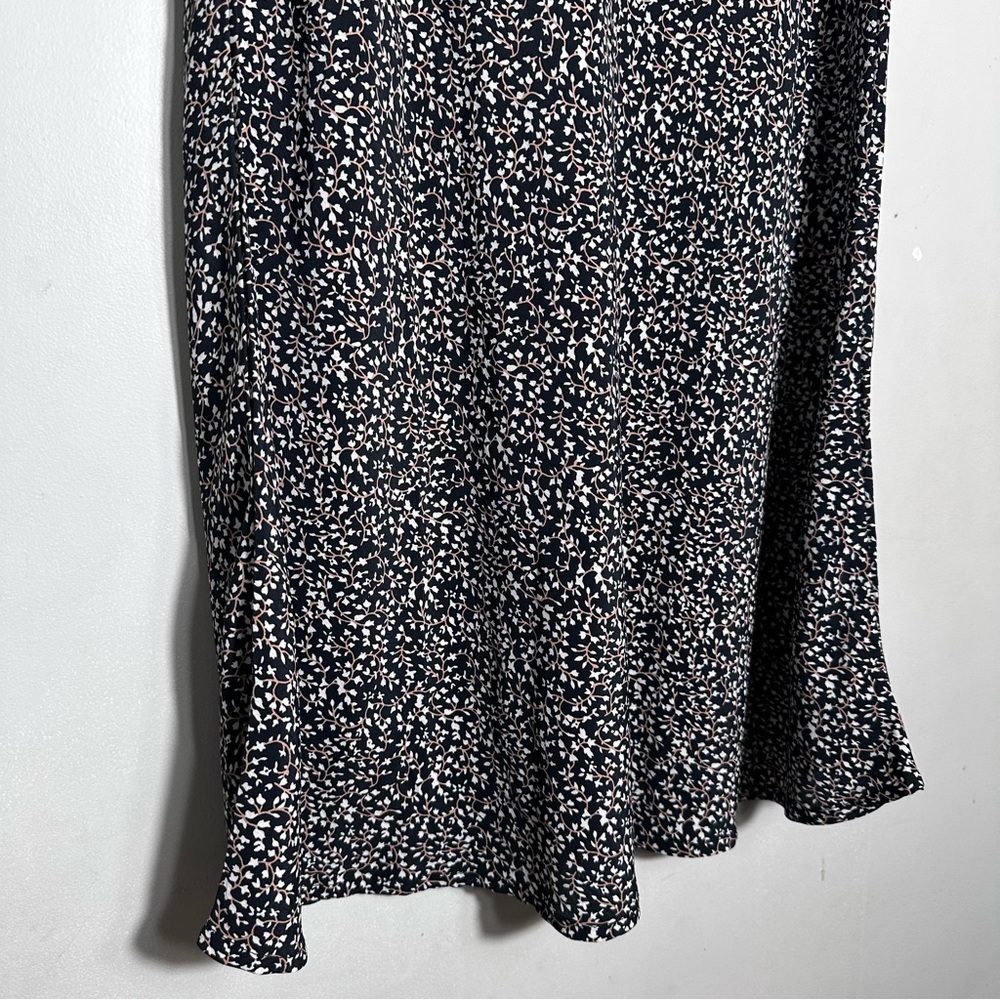 Black and White Floral Maxi Skirt - Picture 4 of 6